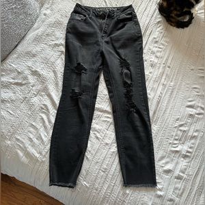 Vanilla Star black ripped mom jeans. Juniors size 3.